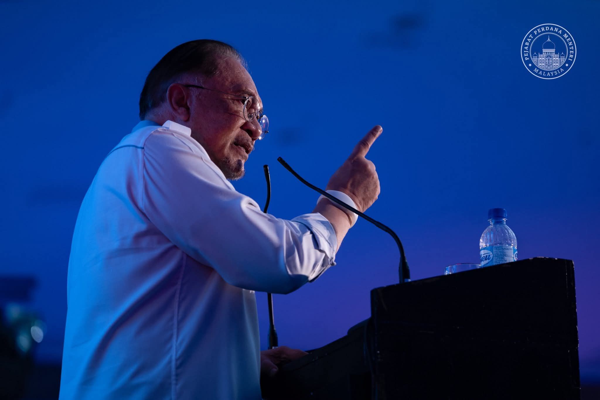 接待外宾之际不容滥用言论自由 安华：严厉对付威胁国家安全者