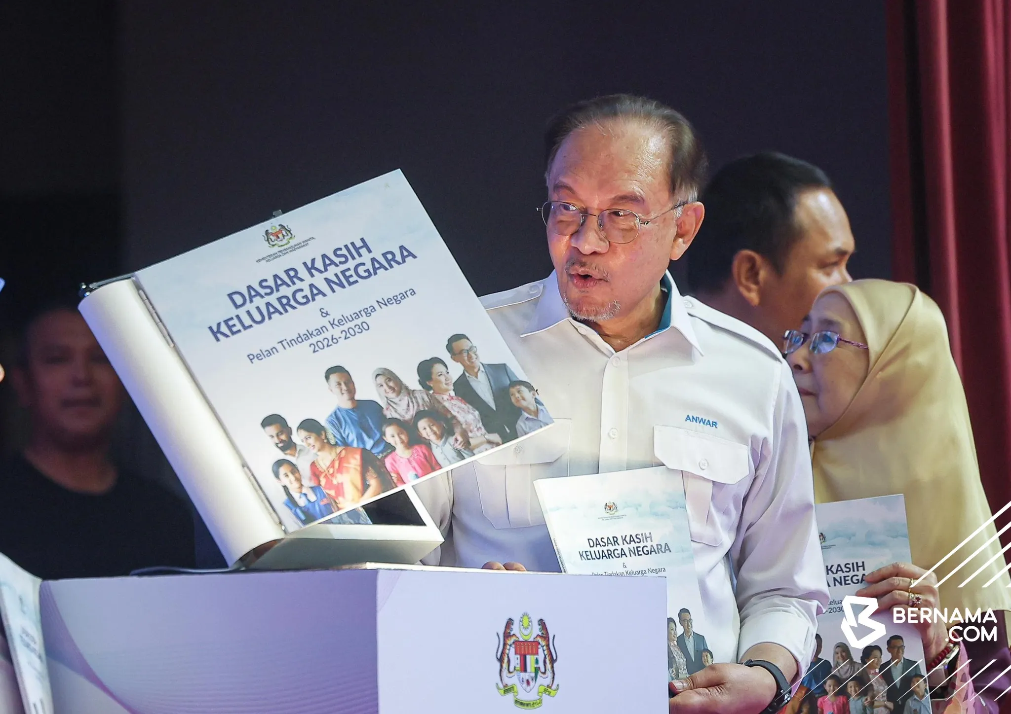 父母需为子女树立好榜样 安华吁各方强化家庭教育