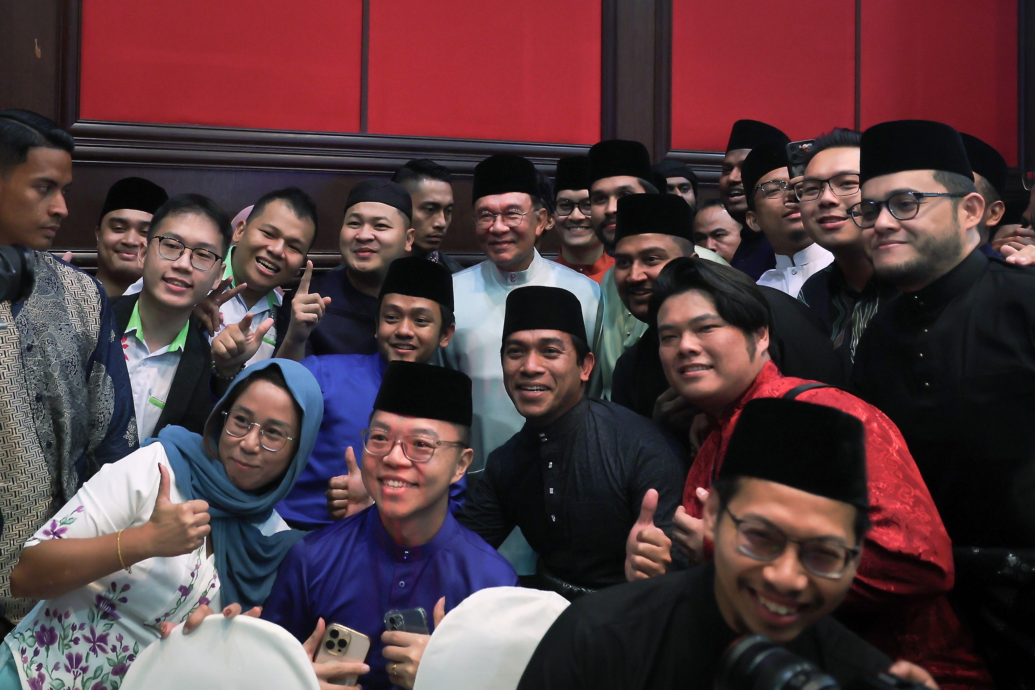 Anwar tegur pihak guna agama pecah belah rakyat