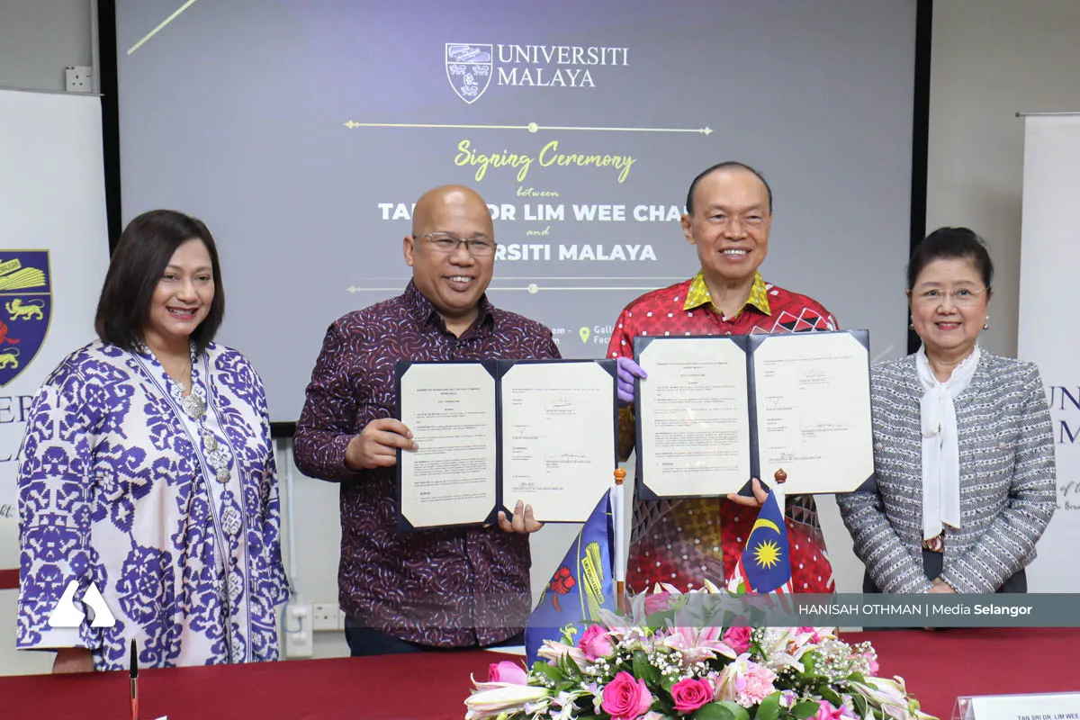 UM, Dr Lim Wee Chai meterai MoA biasiswa perubatan dan kesejahteraan RM1 juta