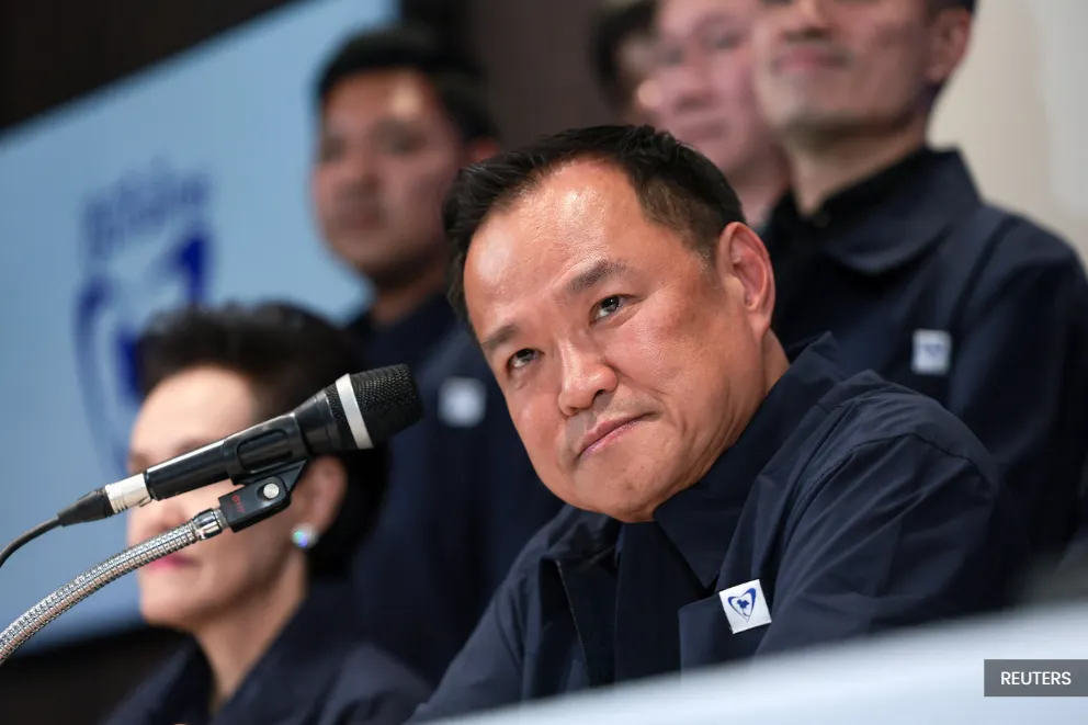 Pilihan raya Thailand: Bhumjaithai mendahului, Anutin di landasan bentuk kerajaan