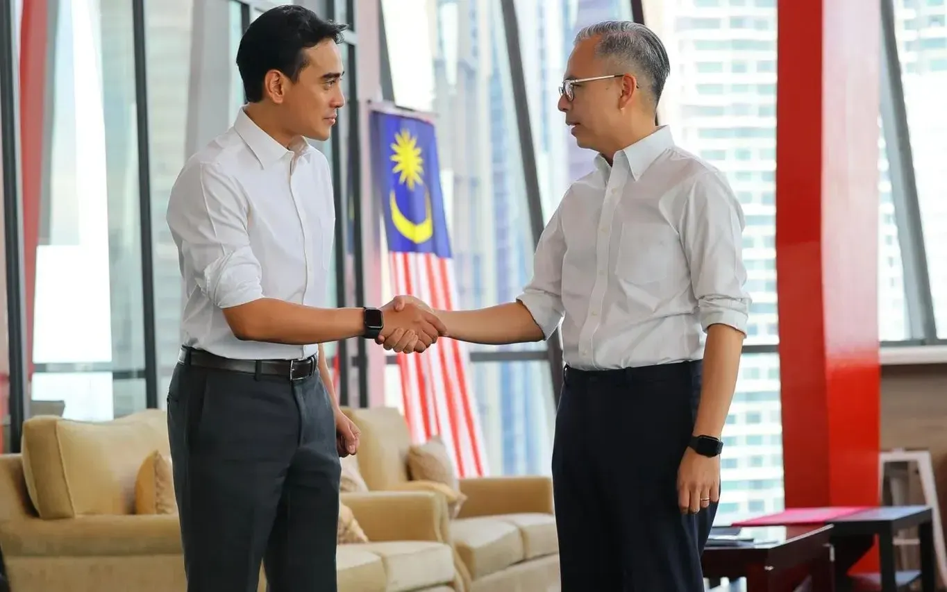 மலேசிய ஒளிபரப்புத் துறையின் புதிய இயக்குநராக நியமிக்கப்பட்டிருக்கும் அஷ்வாட் இஸ்மாயிலுக்கு ஃபஹ்மி வாழ்த்து 