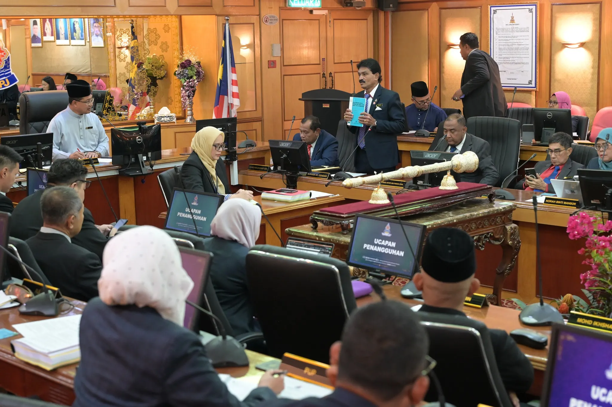 MBPJ raih empat anugerah Bandar Rendah Karbon 2025