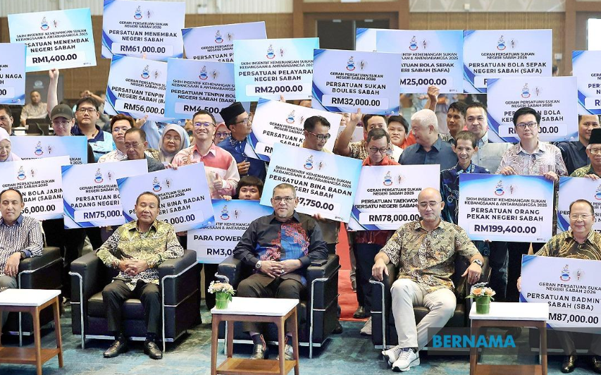 சபா மாநிலத்தின் 51 விளையாட்டு சங்கங்களுக்கு 3.1 மில்லியன் ரிங்கிட் மானியம் இவ்வாண்டு வழங்கப்பட்டது