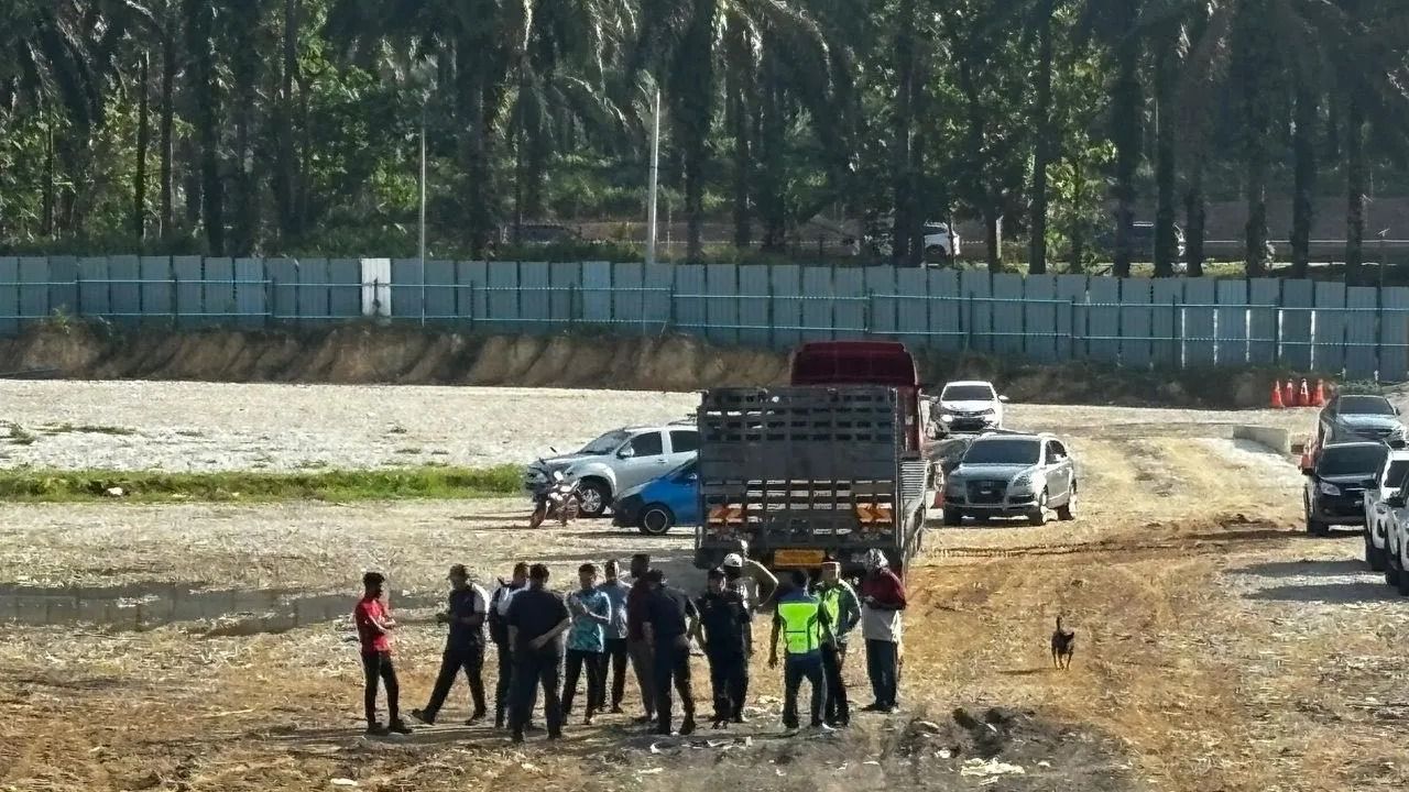 MPHS gempur tapak pembuangan sampah haram di Hulu Bernam, sita jentera