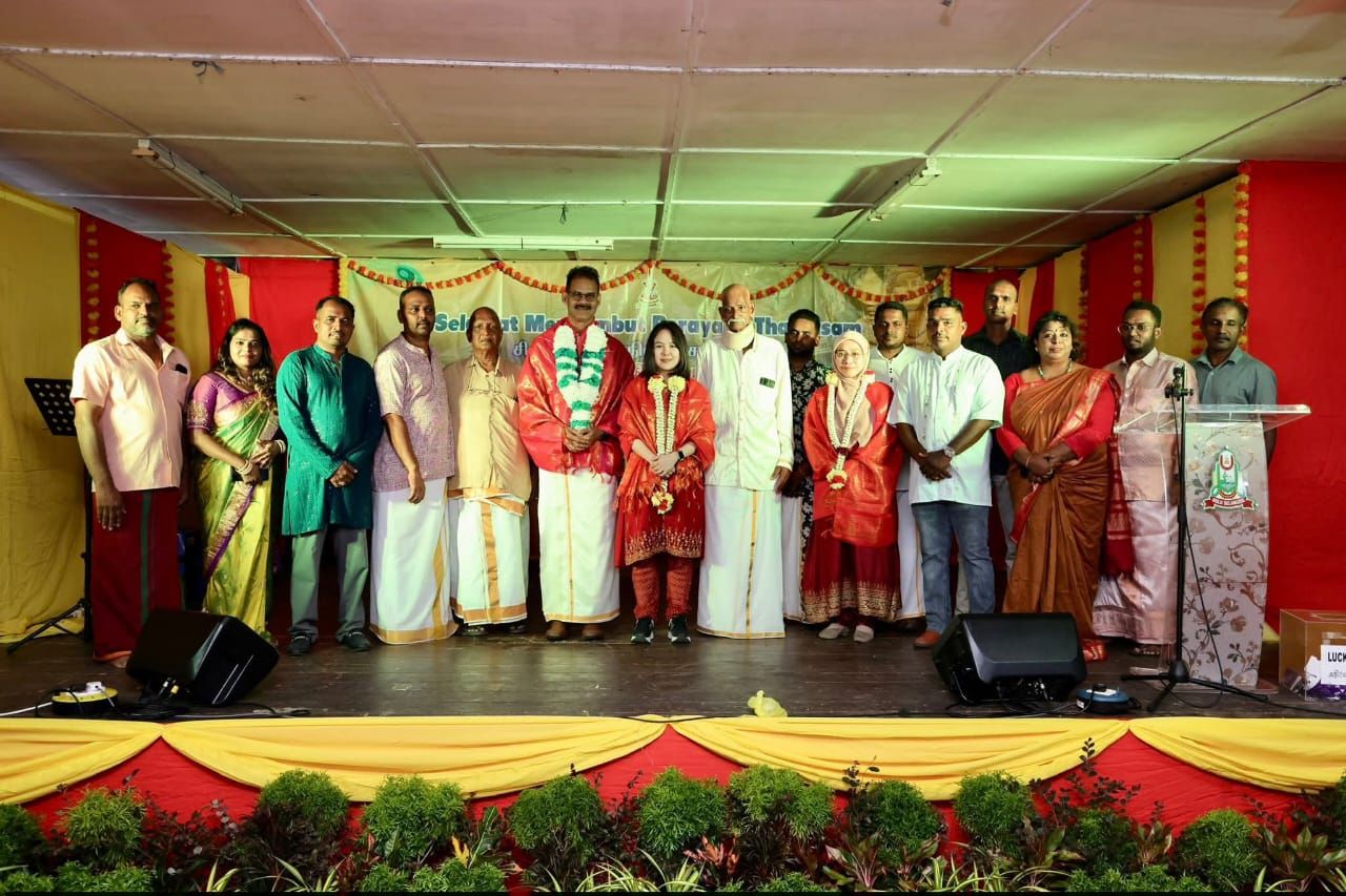 கெர்லிங் அருள்மிகு ஸ்ரீ சுப்பிரமணியர் ஆலயத்தில் தைப்பூசத் திருவிழா; மாண்புமிகு பாப்பா ராய்டு வீரமான் தலைமை தாங்கினார் 