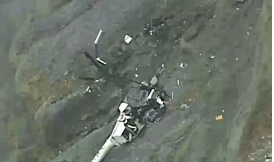 ஜப்பானில் சுற்றுலா ஹெலிகாப்டர் விபத்து - மூவரின் உடல்கள் கண்டுபிடிப்பு