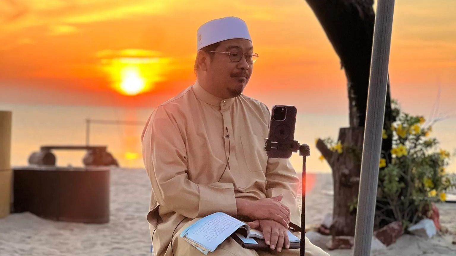 Mahkamah tolak permohonan Ahmad Dusuki dapatkan kembali tauliah mengajar di Selangor
