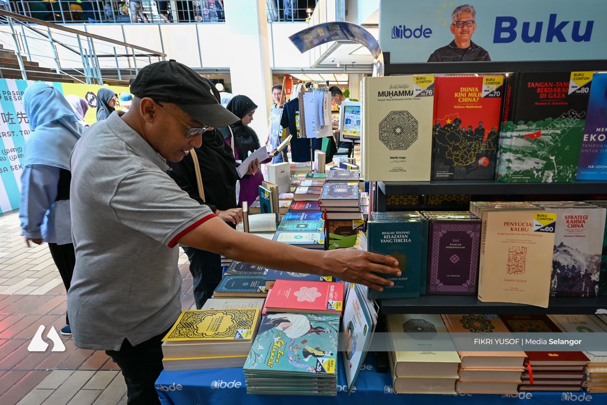 获首相著作独家出版权   达鲁益山研究院：翻译进度达50%