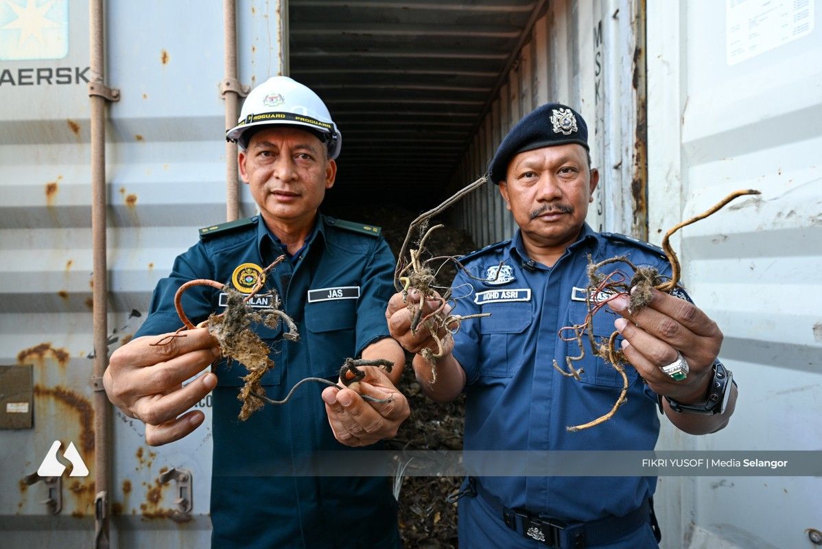 Kastam tumpas cubaan seludup masuk sisa elektronik bernilai  RM2.15 juta