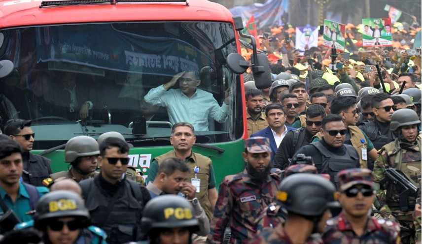 வங்கதேச நாடாளுமன்றத் தேர்தலில் பிஎன்பி கட்சி வலுவான முன்னிலை வகிக்கிறது