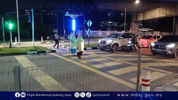 梳邦市厅启用智能感测系统 强化行人过路安全