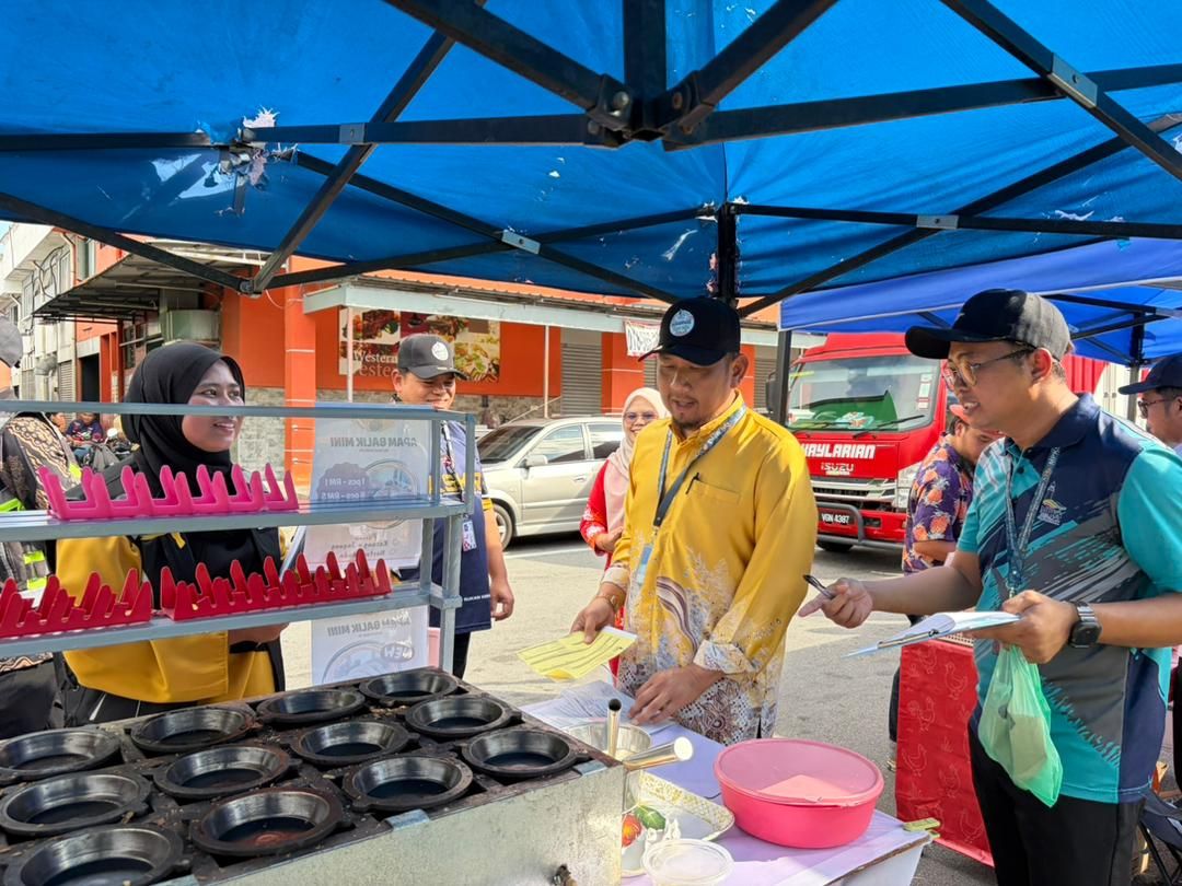 Operasi bazar Ramadan Kuala Selangor: 125 petak diperiksa, hanya 5 kompaun direkod