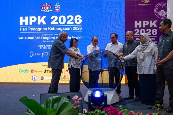 预计每月20亿补贴RON95 安华:沙砂柴油补贴维持