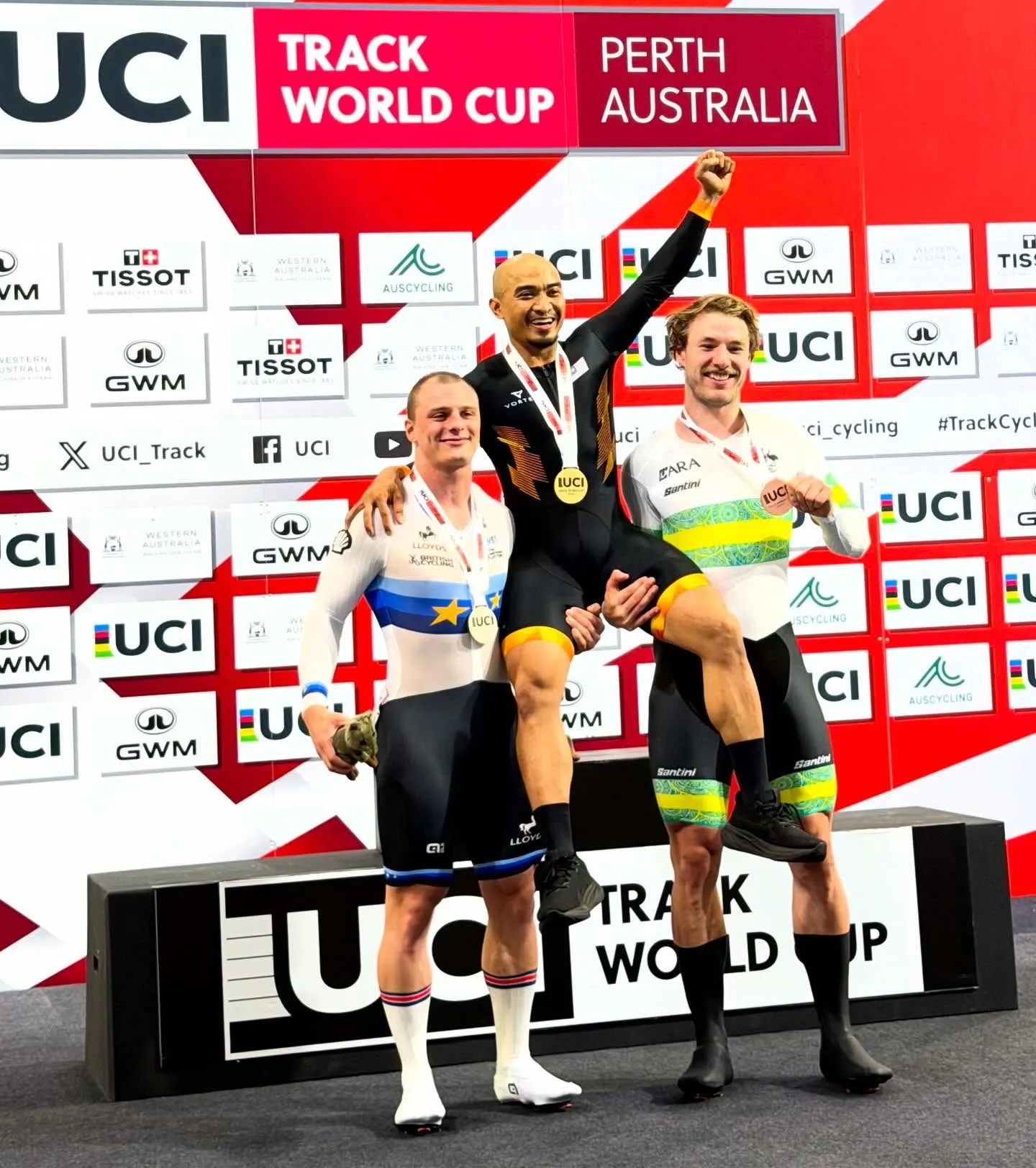 Azizulhasni rangkul emas keirin, ketepi pelumba nombor satu dunia