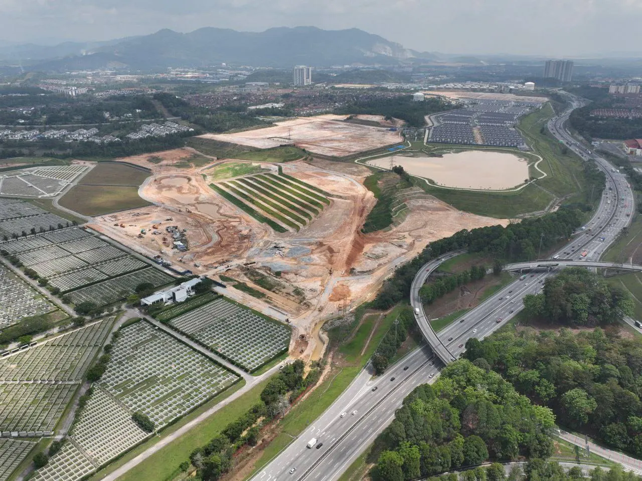 Projek pembangunan punca banjir di Lebuhraya PLUS Nilai