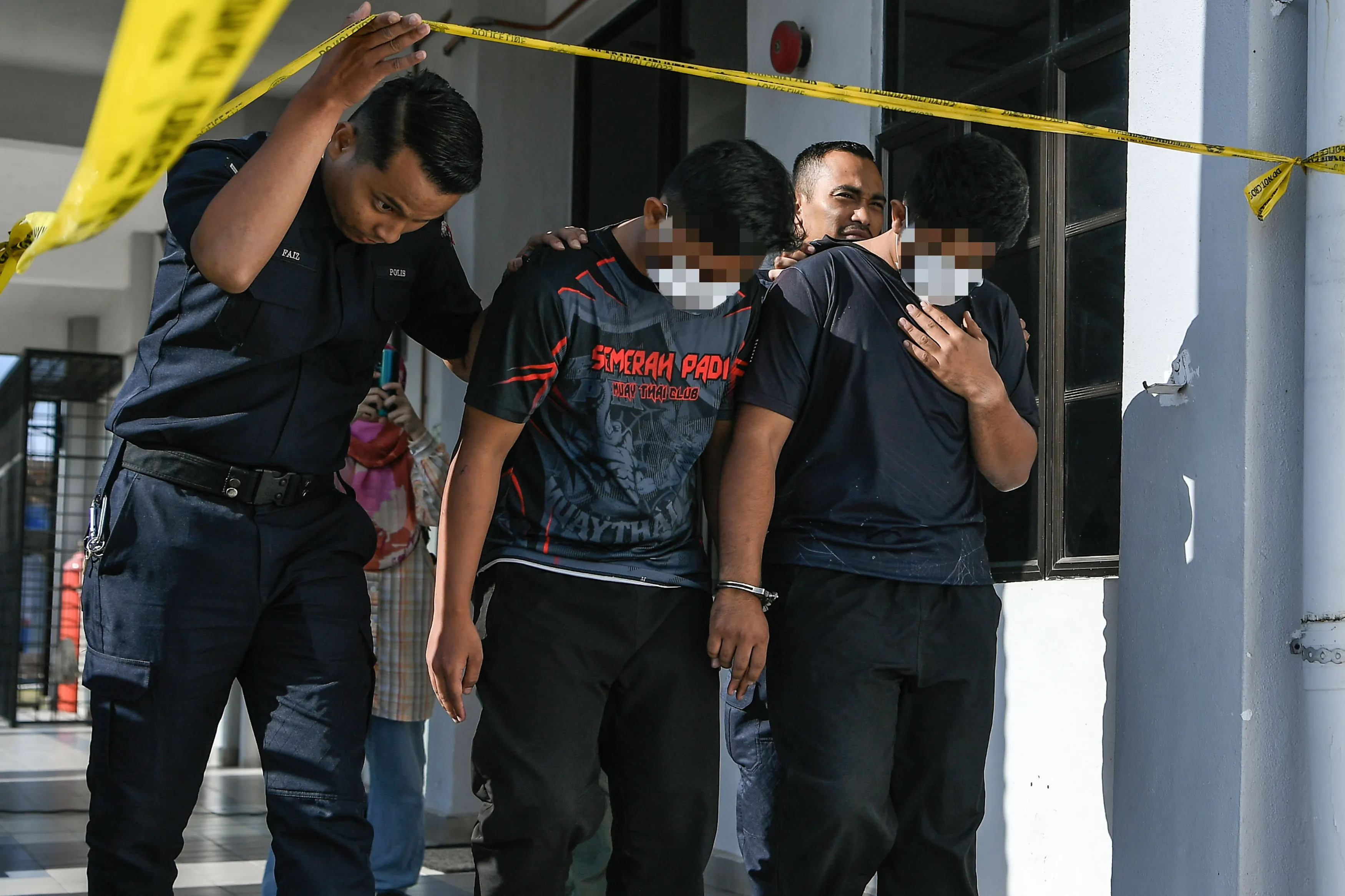 Pukul rakan setugas, dua anggota tentera direman