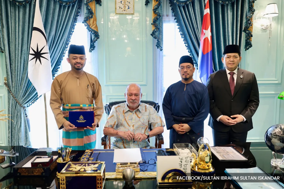 King pays RM10m in zakat this year