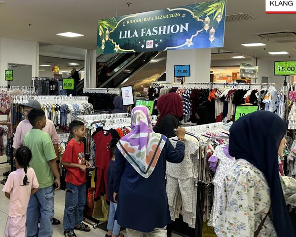GM Klang uplifts disabled traders at festive bazaars