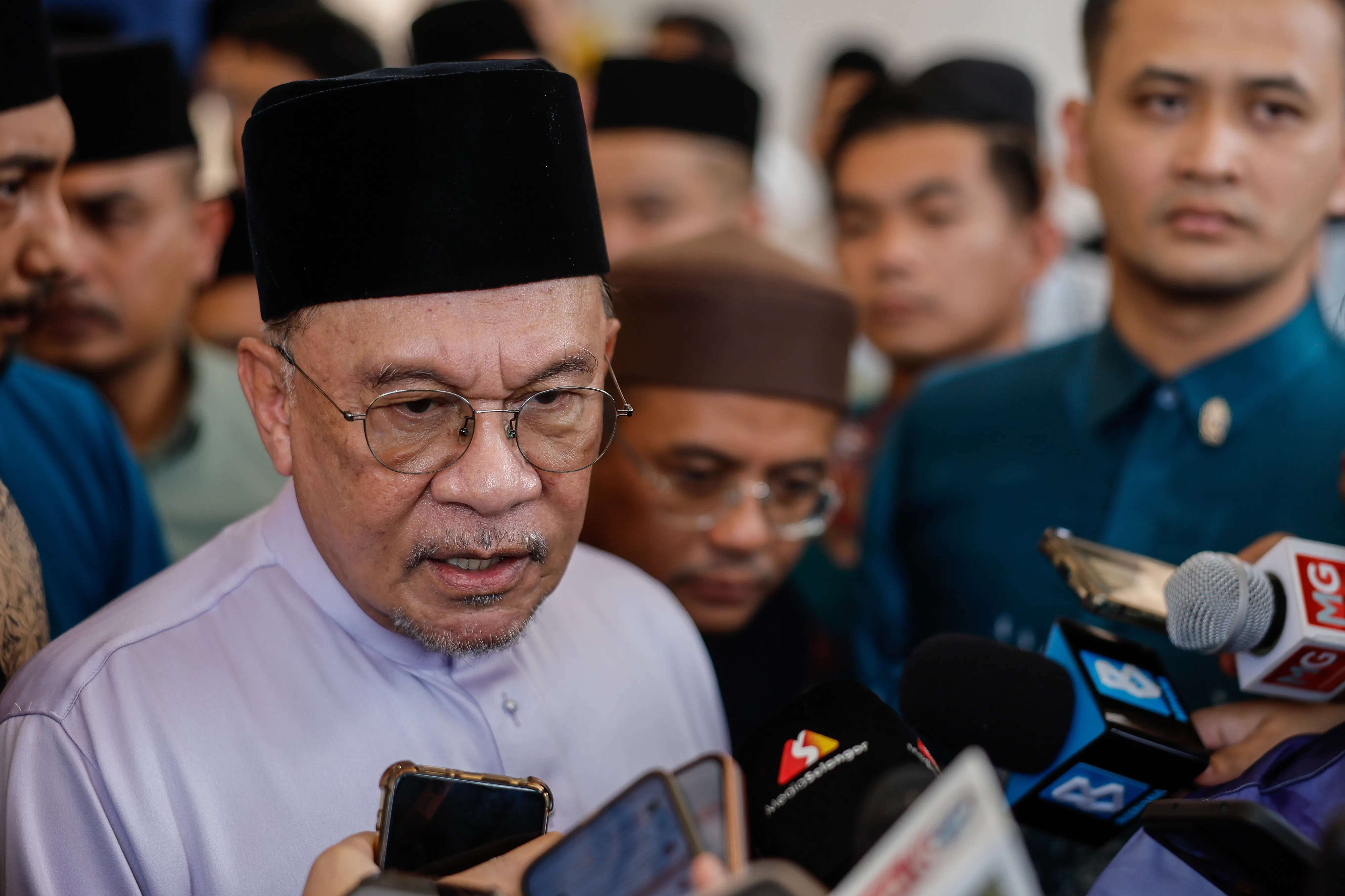 Anwar arrives in Jakarta for talks on West Asia conflict, bilateral cooperation