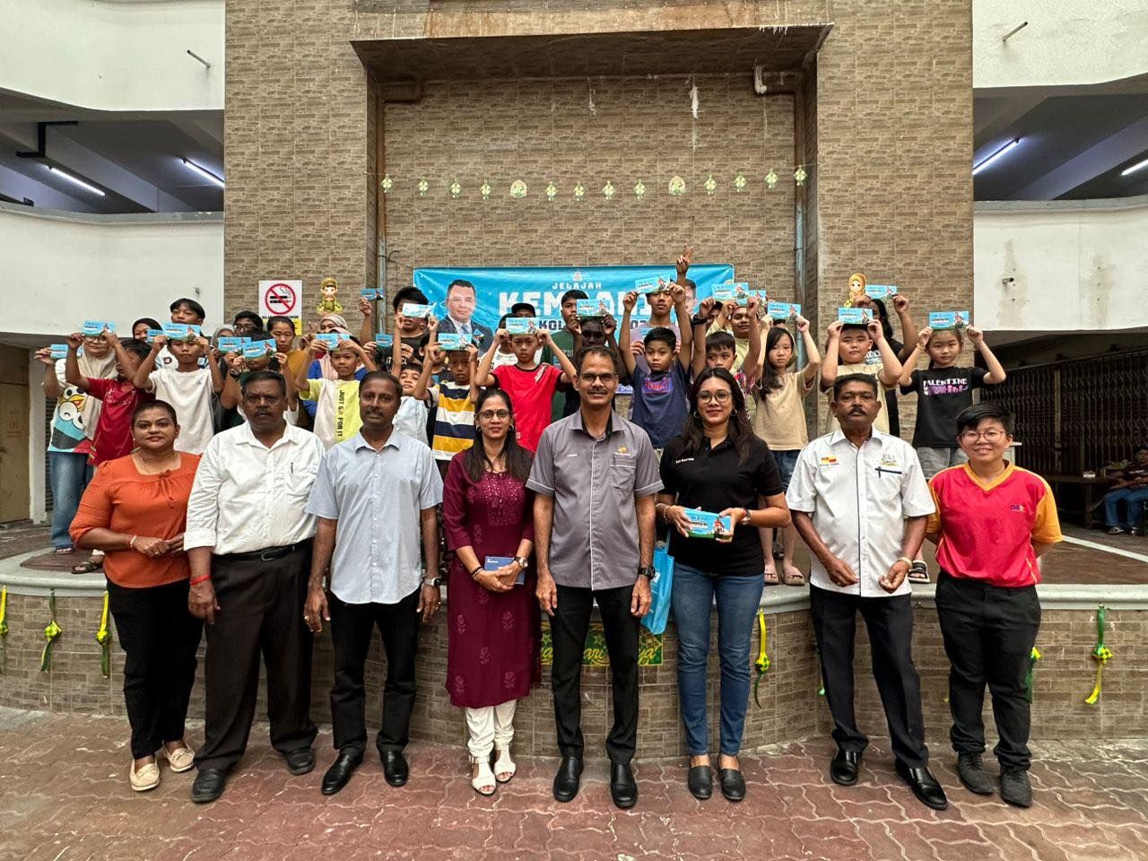 300 Banting students get back-to-school aid under state govt plan