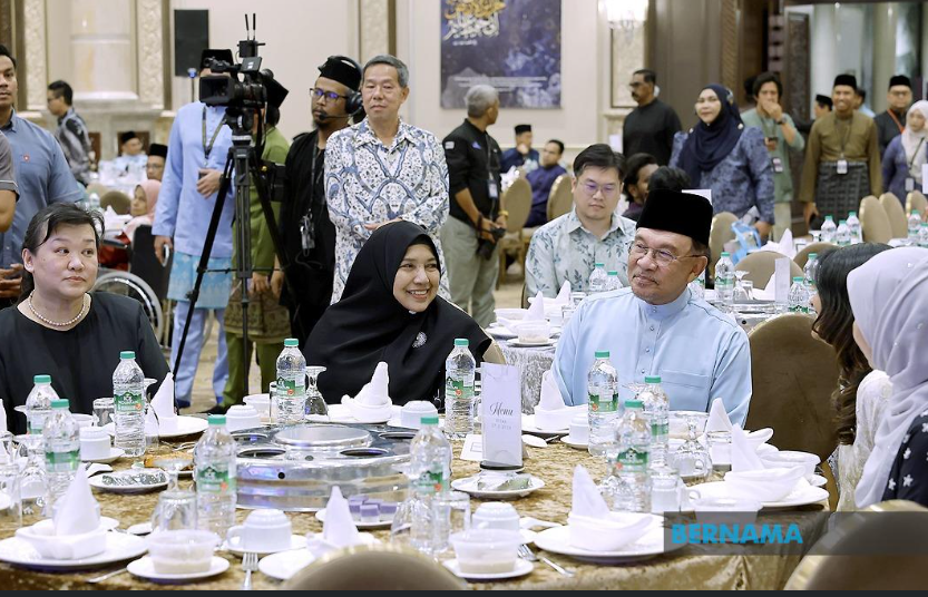 10 ஊடகவியலாளர்களுக்குத் தாபோங் காசிஹ்@ஹவானா நிதியுதவி வழங்கப்பட்டது