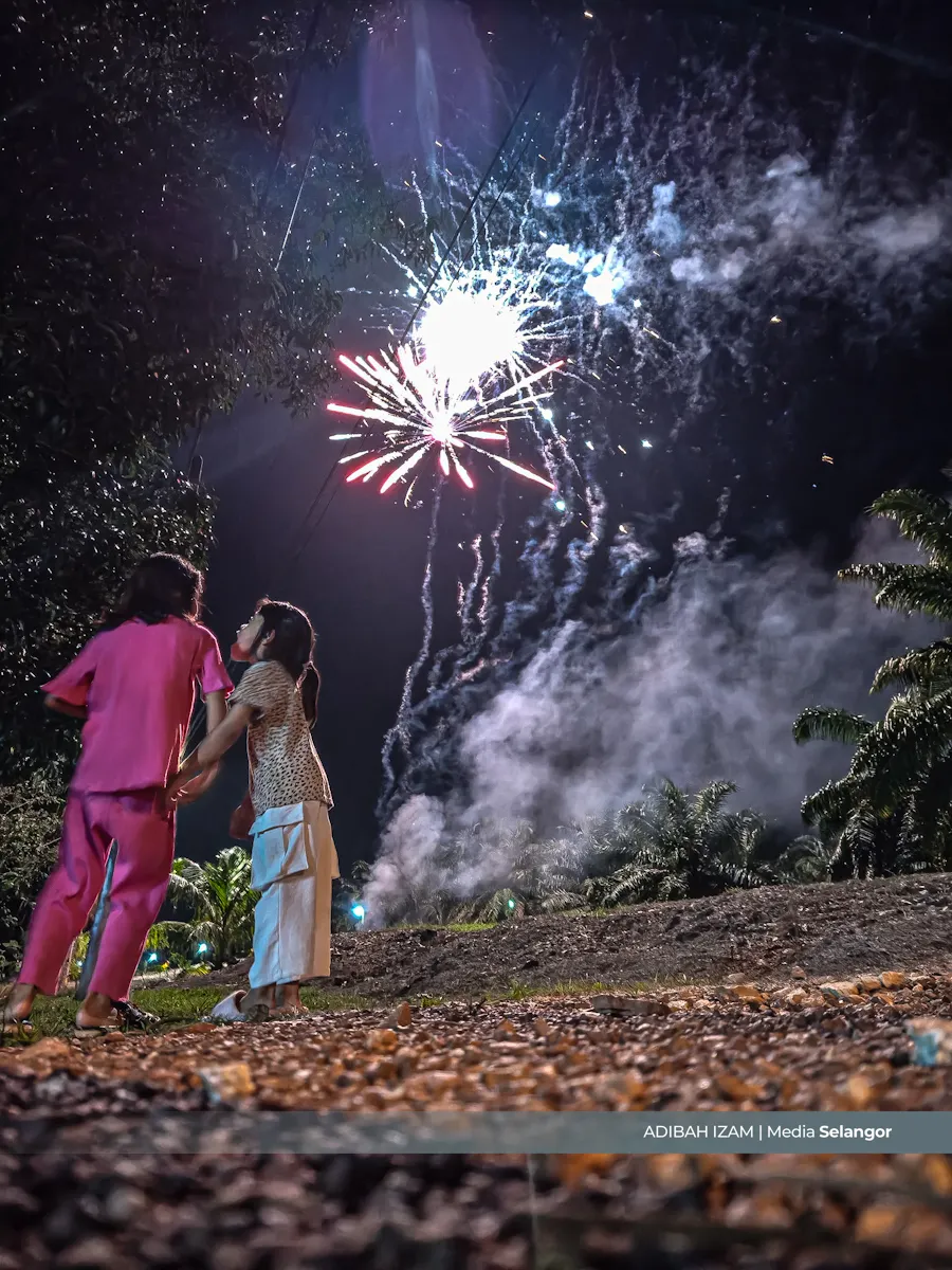 EXCO: PBT Selangor diarah teliti semula SOP penjualan mercun, elak kemalangan