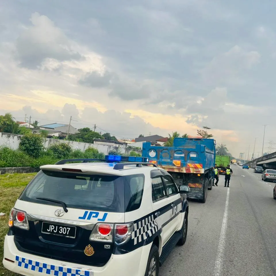 சிலாங்கூர் போக்குவரத்துத் துறை 71,918 வாகனங்களைச் சோதனை செய்தது; 23,471 சம்மன் நோட்டீஸ்கள் வழங்கப்பட்டன