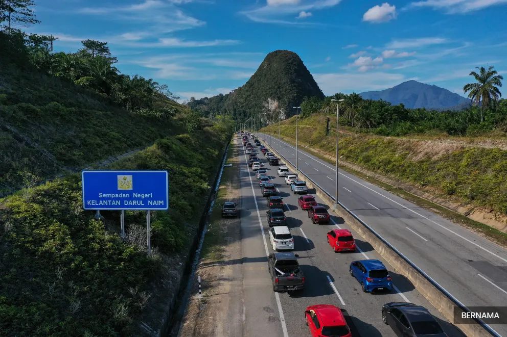 Aidilfitri: Polis jangka laluan Gua Musang sesak hingga malam ini