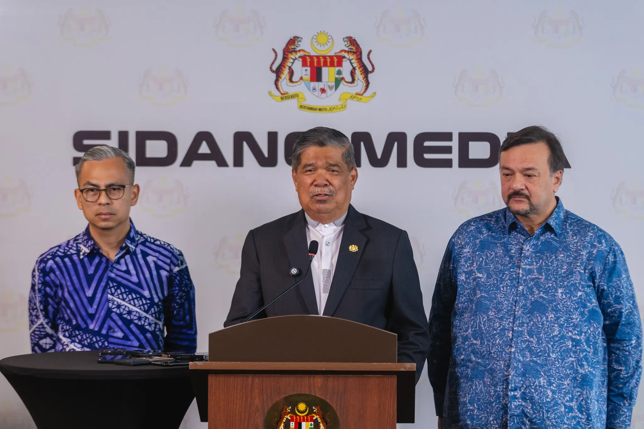 Mohamad Sabu saran kakitangan kementeriannya tanam sayur di rumah