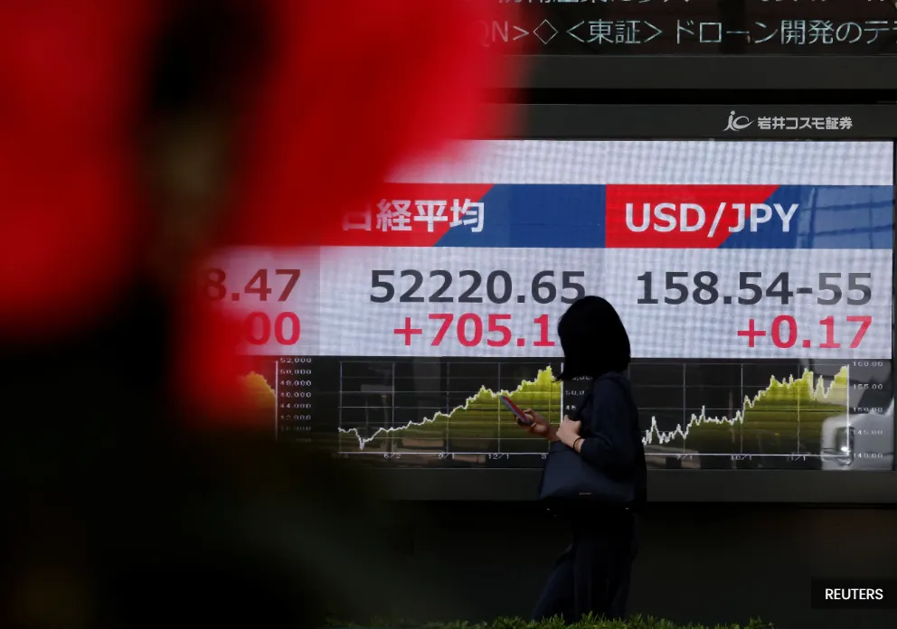 Stocks bounce, oil retreats on Mideast ceasefire reports