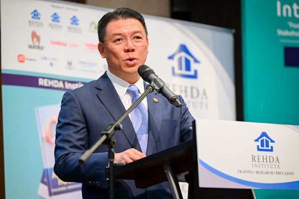 倪可敏:房地产交易破2400亿创十年新