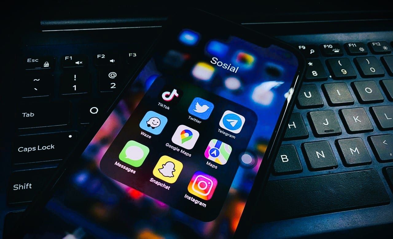 Bawah 16 tahun dilarang buka akaun media sosial sendiri, kendalian ibu bapa dibenarkan