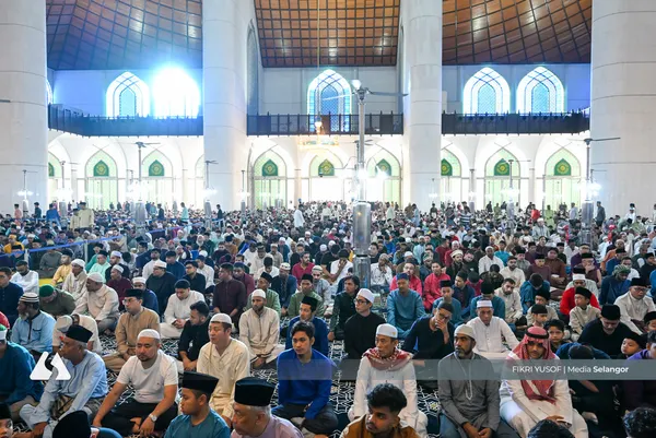 Khutbah Aidilfitri: Syawal titik permulaan baharu tingkat ketakwaan umat Islam