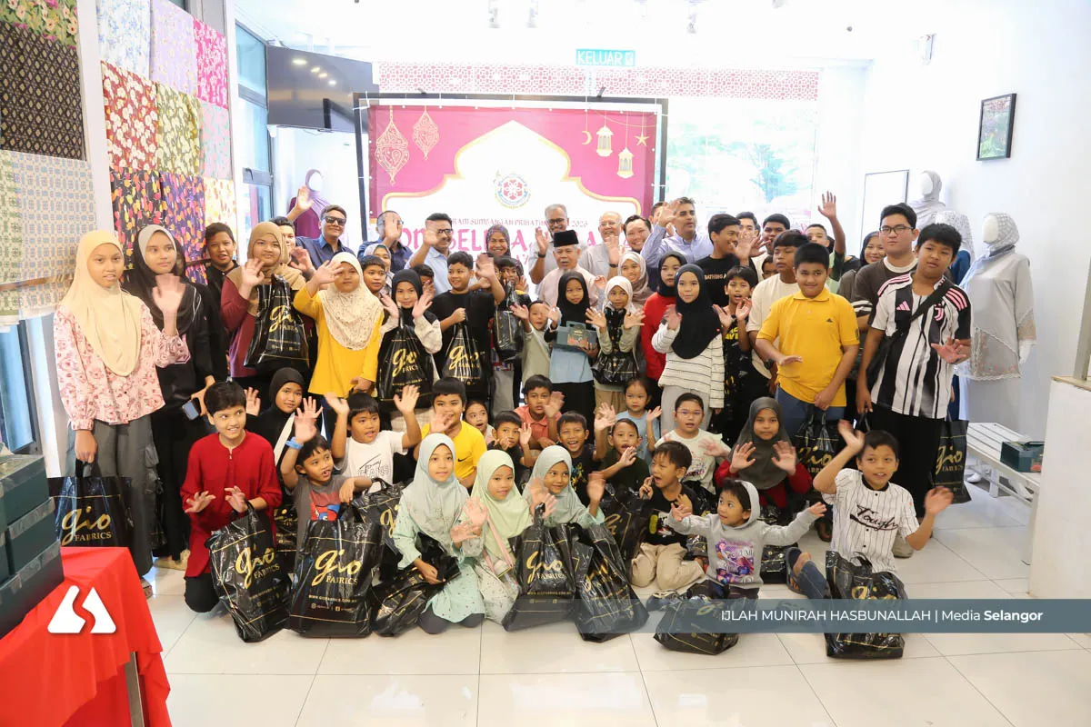 MBSA santuni 50 pelajar kurang mampu, sumbang baju raya RM200 seorang