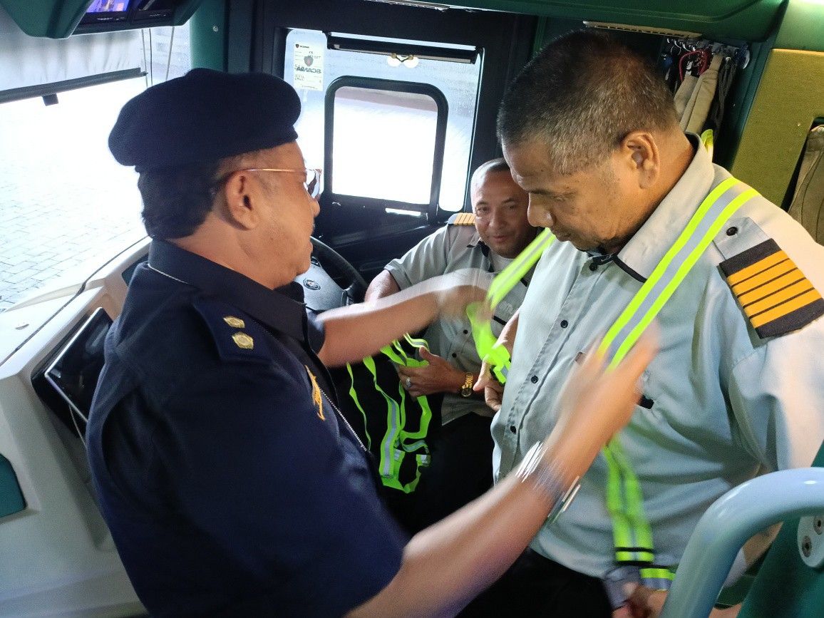 与名人网红合作多管齐下 陆交局开斋节加强路安宣导