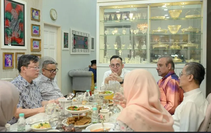 槟第一副首长办开斋节开放门户   沈志强：州政府展现跨党派共识