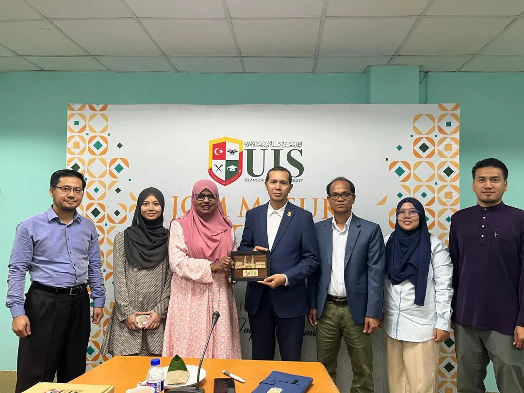 UIS explores Islamic education collaboration with Cambodia