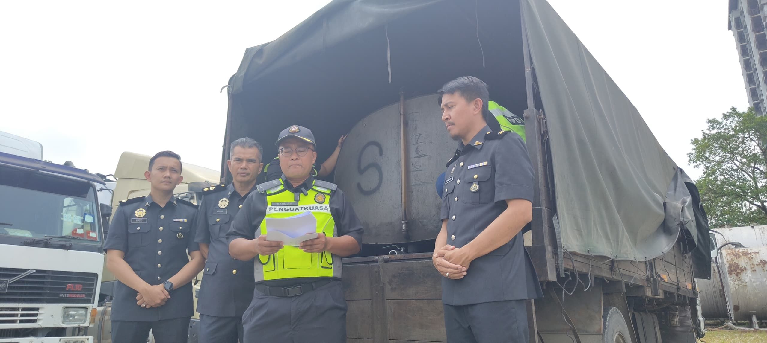 KPDN Selangor tumpas cubaan seludup diesel di Klang