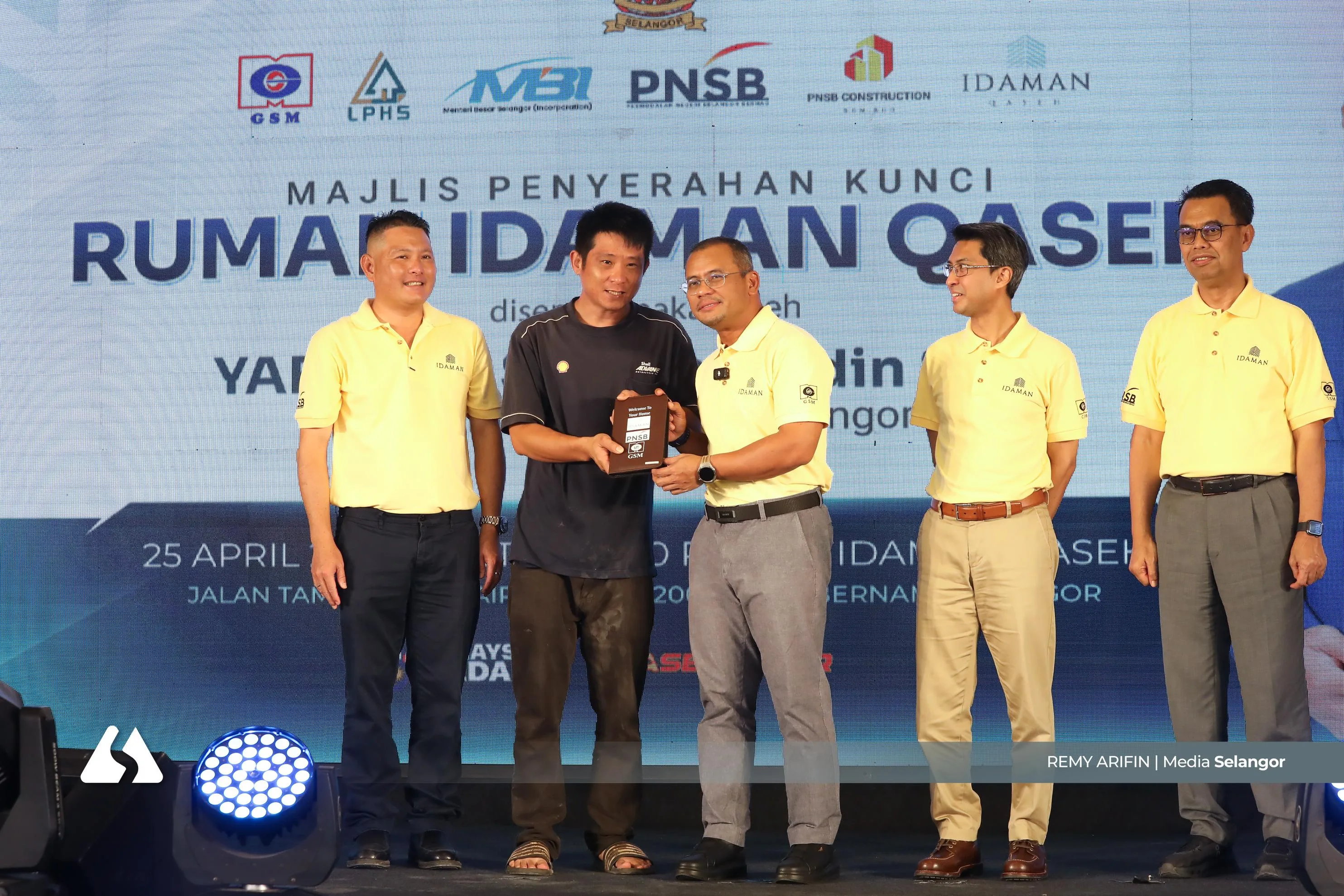 After a decade’s wait, 147 Rumah Idaman Qaseh homeowners get their keys