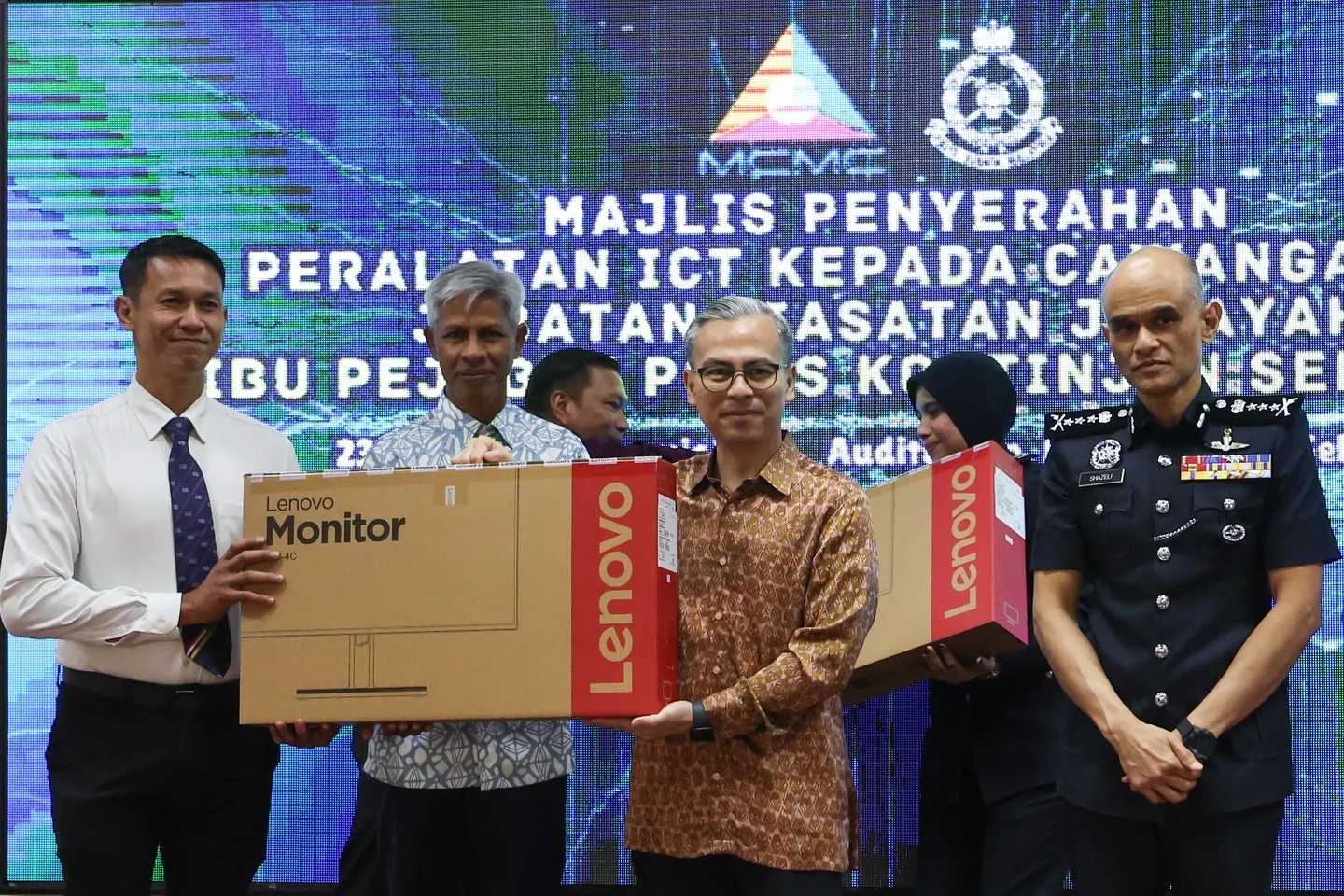 Polis Selangor terima 30 komputer, perkukuh siasatan jenayah digital