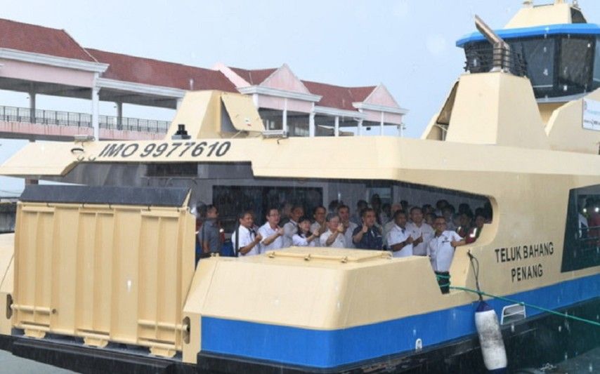 船用燃油附加费分级实施  当地居民与通勤用户豁免