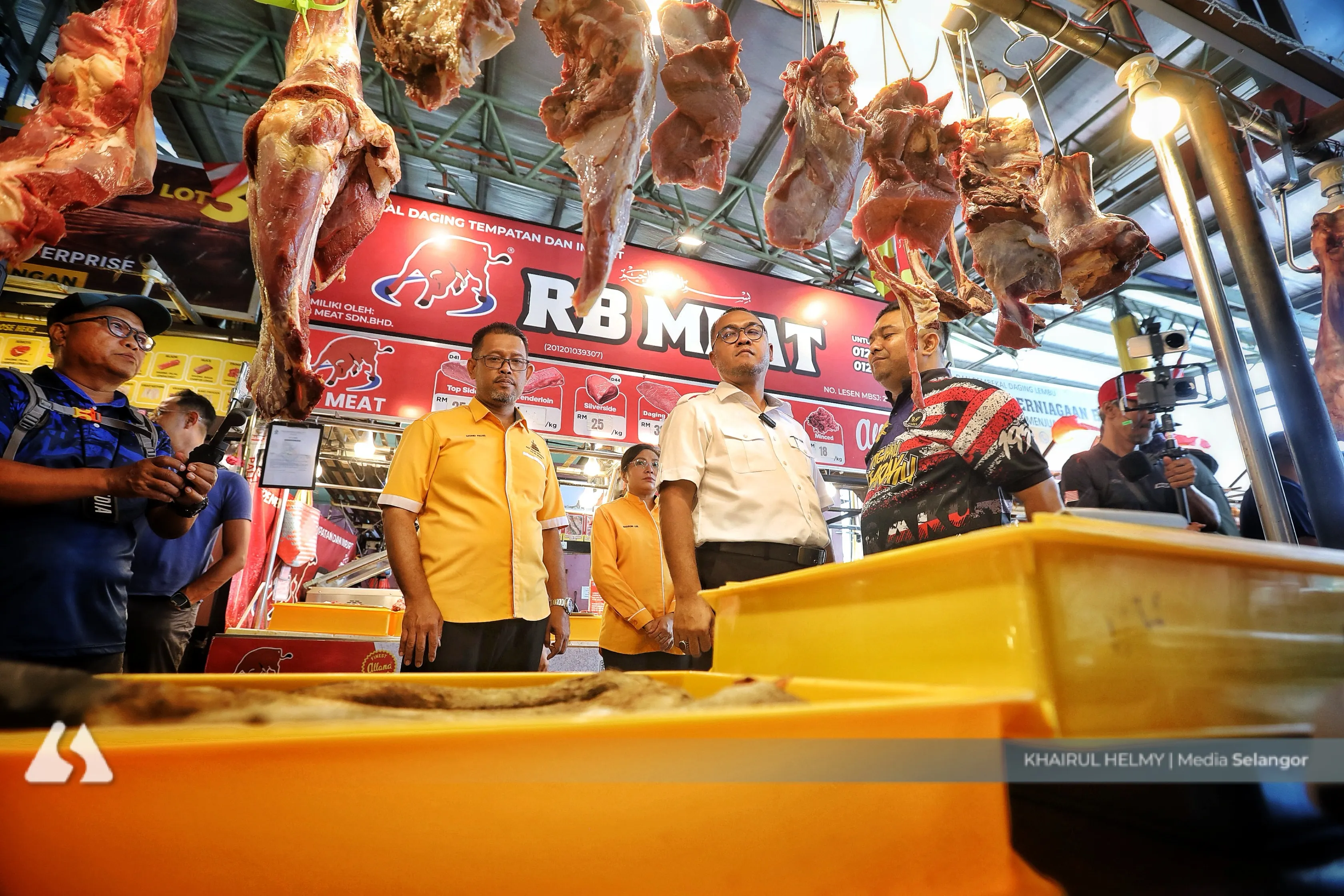 Bekalan makanan di Pasar Borong Selangor mencukupi, harga terkawal