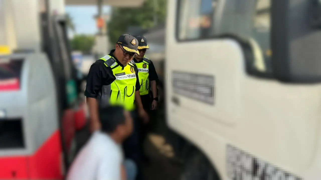 KPDN Selangor gagalkan cubaan seludup diesel di Klang