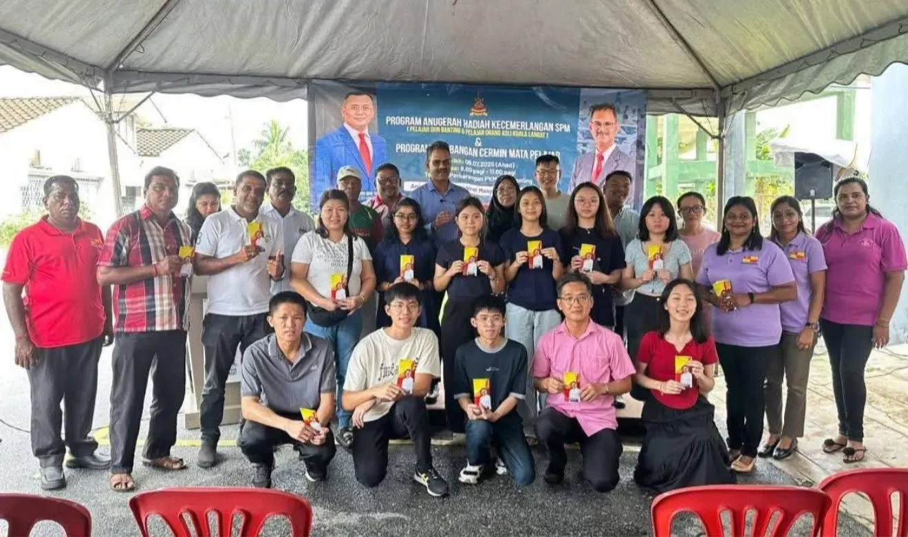 எஸ்.பி.எம். தேர்வில் சிறப்பு தேர்ச்சி பெறாத மாணவர்கள் திவெட் துறையைத் தேர்ந்தெடுக்க வலியுறுத்தப்படுகிறார்கள் 