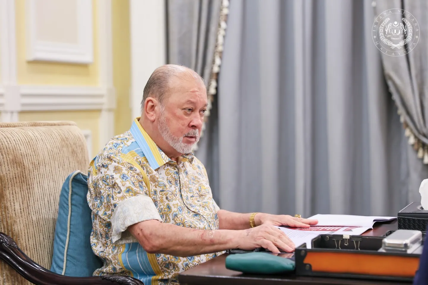 幸福村大火：元首以个人名义捐助受灾户