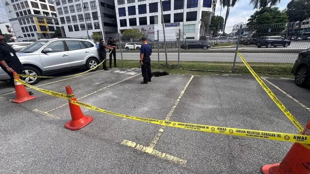 Tanah mendap di pusat beli-belah, MPAJ siasat, ambil tindakan