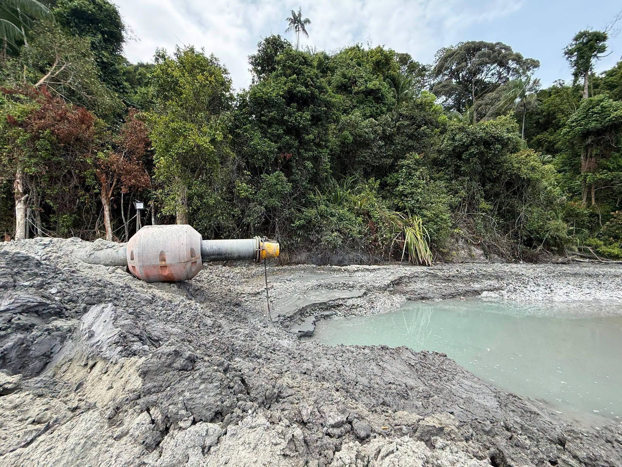 Enam lelaki ditahan, aktiviti pasir laut haram dibongkar