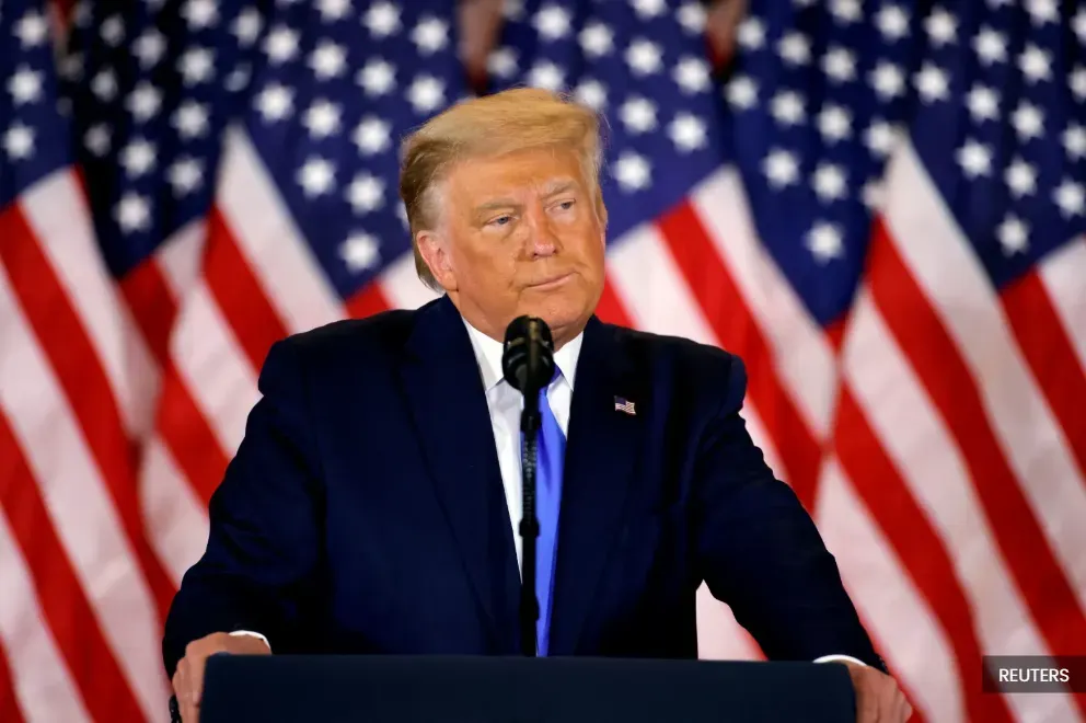 Tentera laut AS mulakan sekatan di Selat Hormuz - Trump