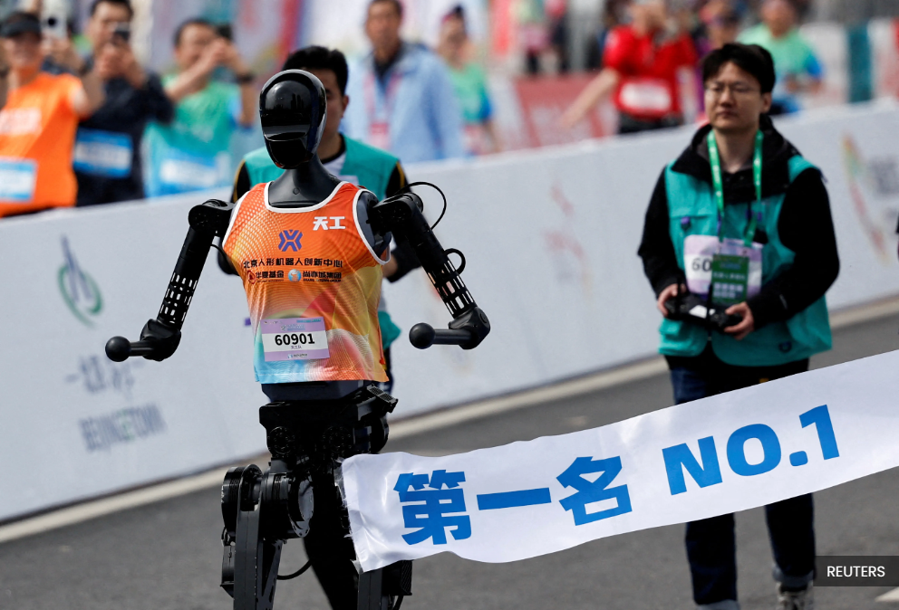 China humanoid robot half-marathon to showcase tech leaps